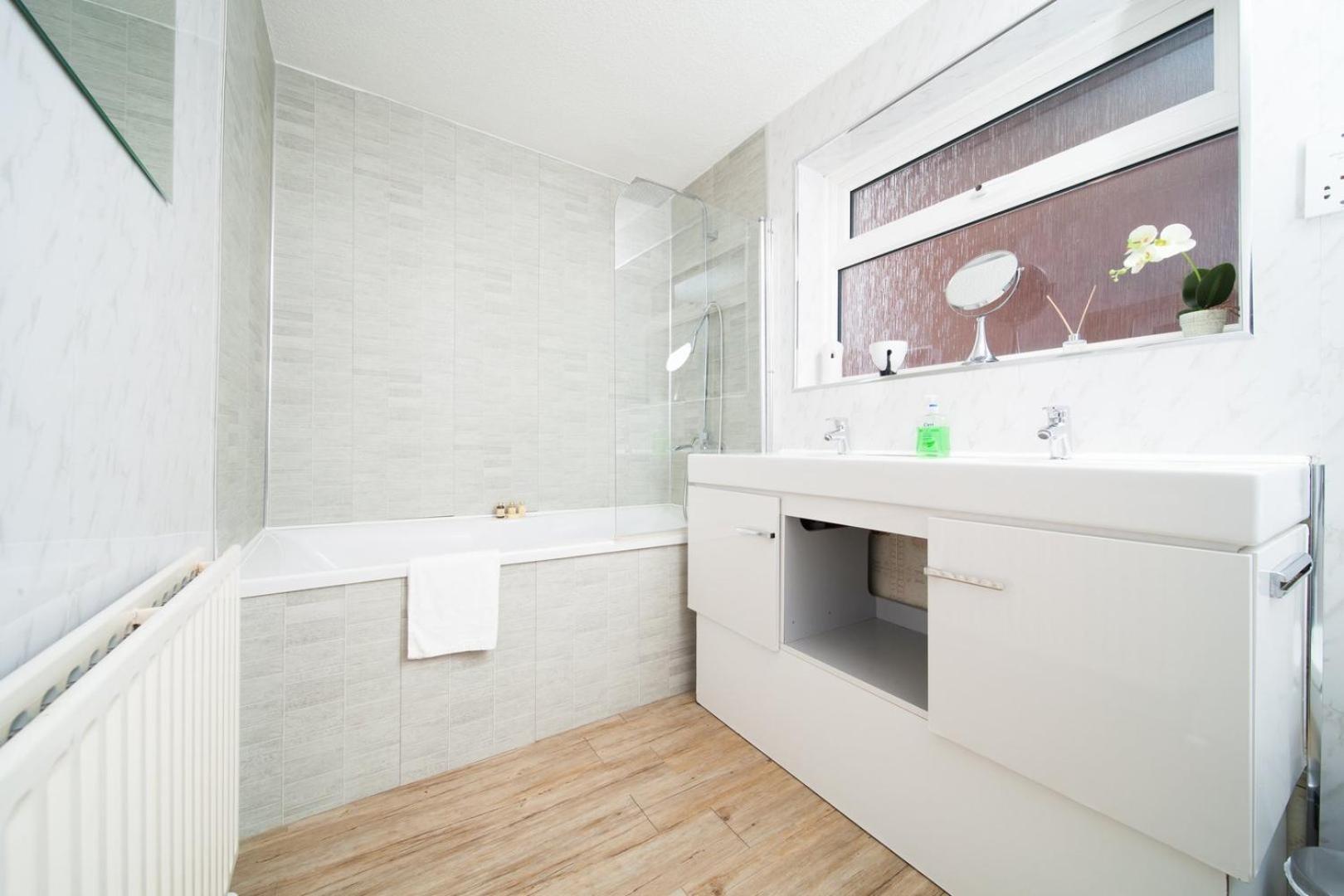Guestready - Spacious 2Br Flat In Peaceful Hove Apartment Exterior photo